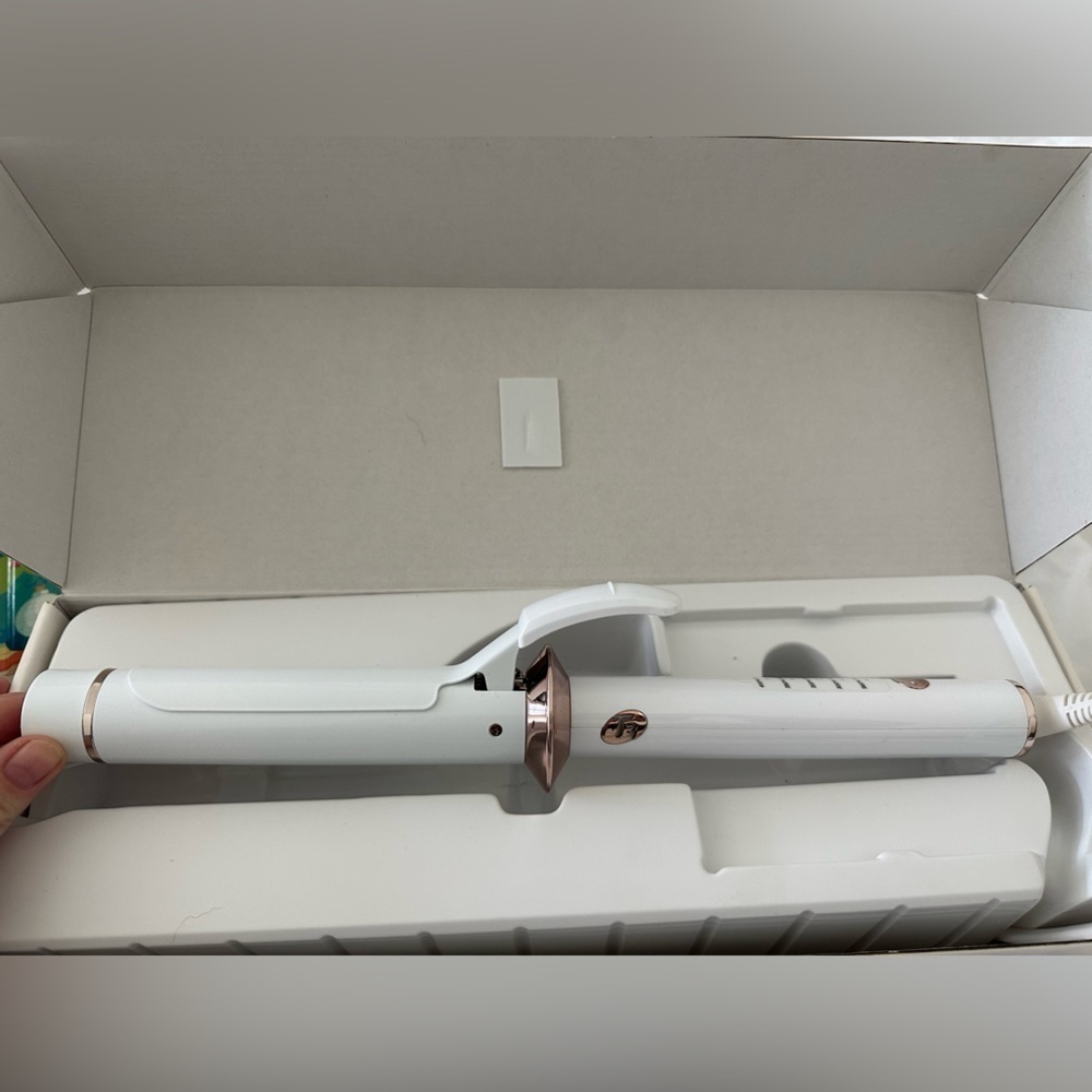 T3 - Curling Iron